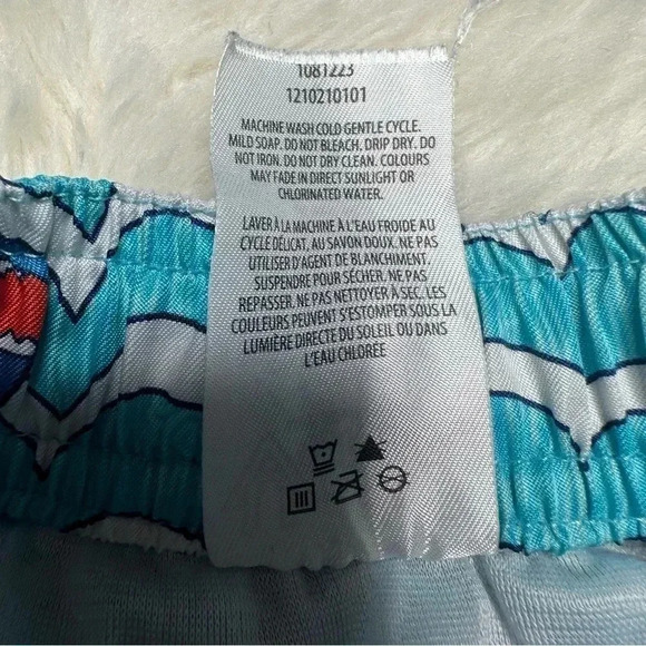 UV Skinz 2 Pc Swimsuit  Blue / Shark Size 5 - Picture 14 of 16